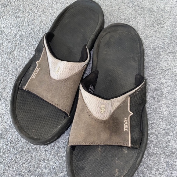 Teva Slides Men’s Size 9, Black - Picture 2 of 4